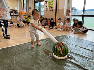 すいか割り